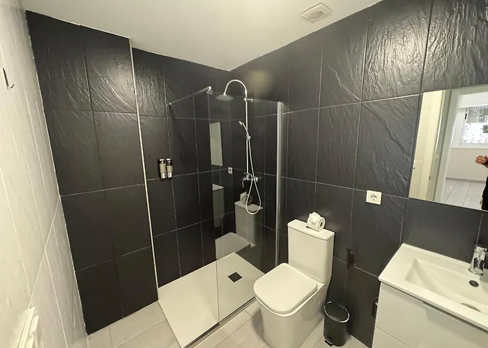 Patio De Naranjos Gcl *