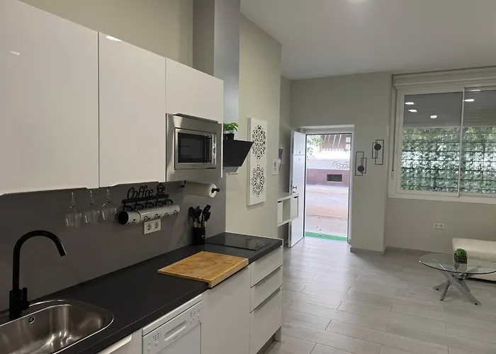 Patio De Naranjos Gcl