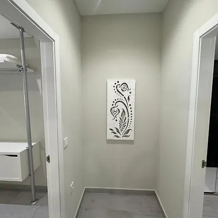 Patio De Naranjos Gcl *